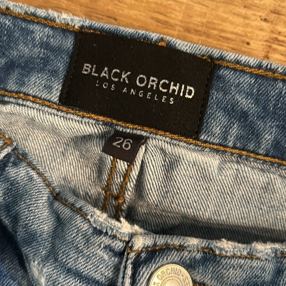 Black Orchid Skinny Boyfriend Jeans. Sz~26. Washed Distressed Denim EUC - Picture 5 of 12